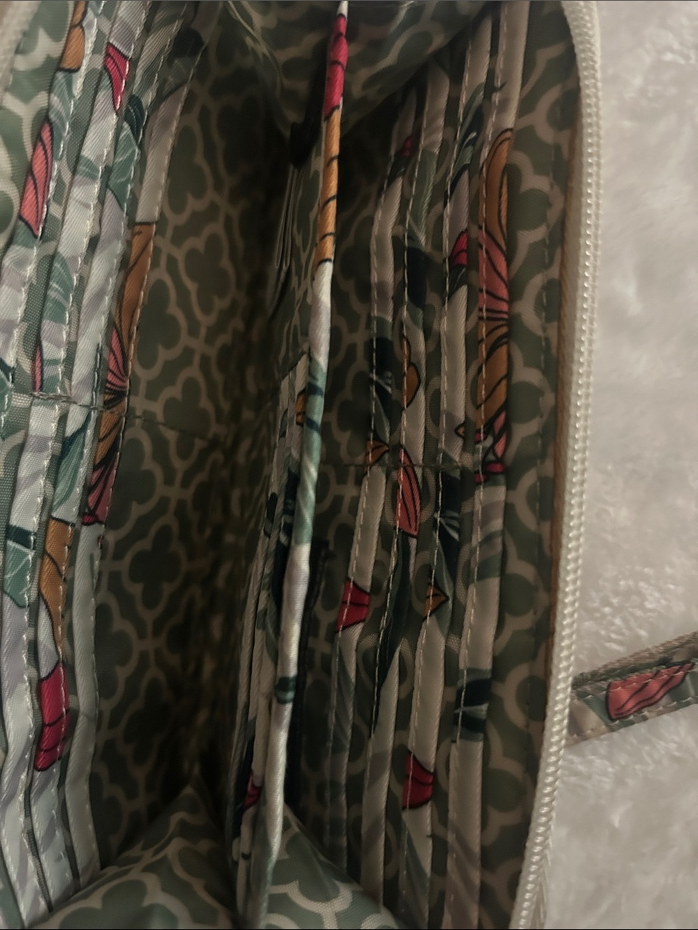 Lug Quilted Floral Zip Wallet - Cream, Green, Red, Orange - Picture 4 of 4